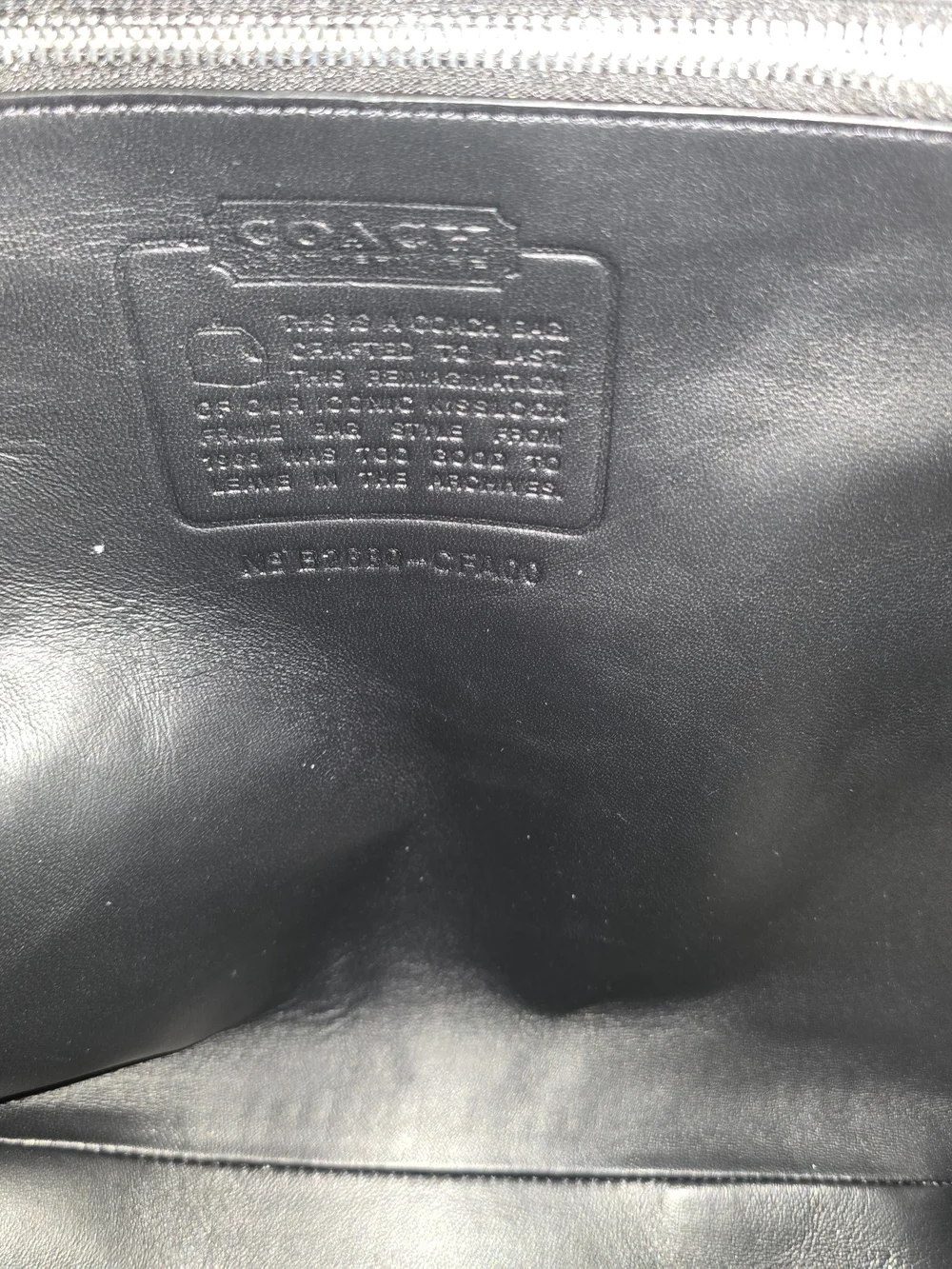 Coach Kisslock Frame Bag – Black Glazed Leather | Silver Hardware | Style CF490